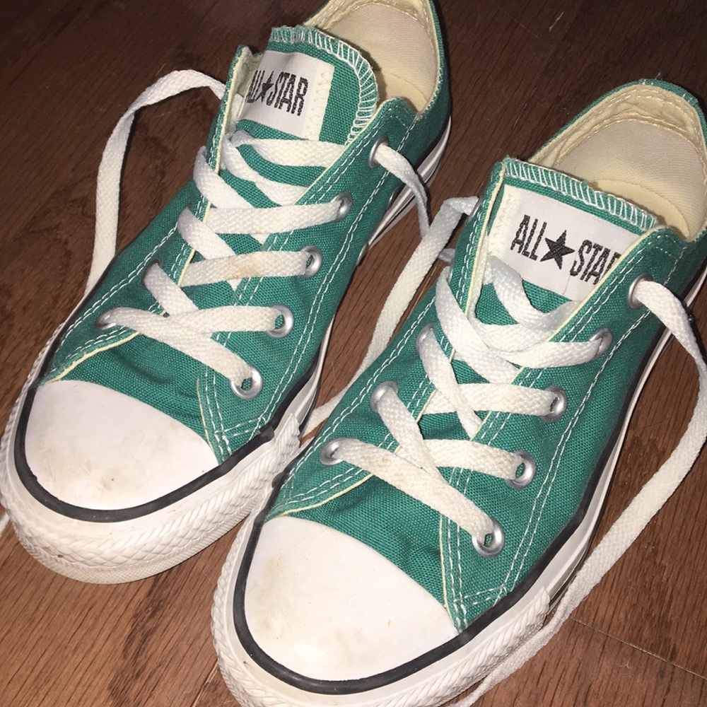 Teal converse